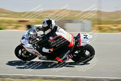 media/Apr-13-2025-TrackXperience (Sun) [[fb1ef998a6]]/Level 2 (Intermediate)/Turn 8 (Session 3)/